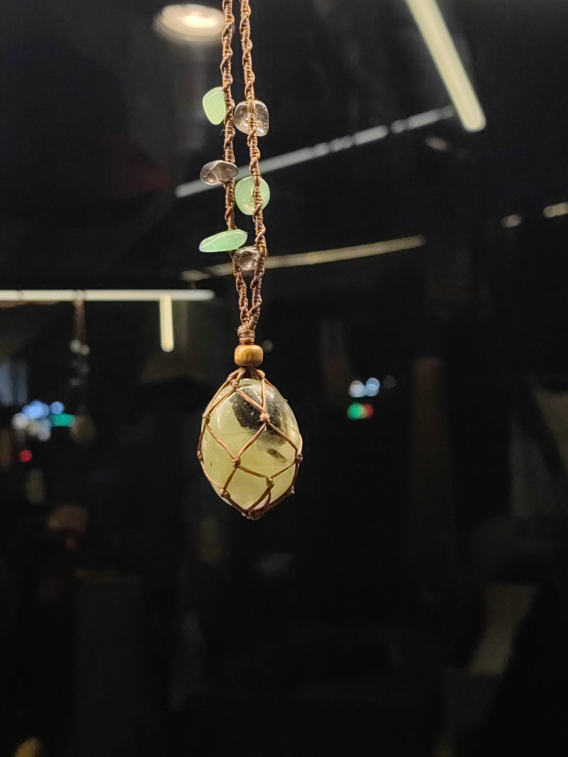 گردنبند سنگ پرهنیت