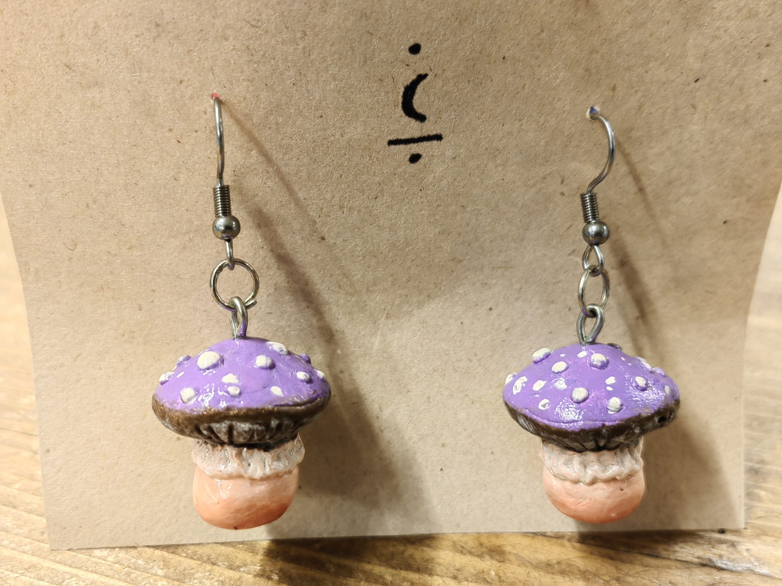 گوشواره مدل قارچ بنفش